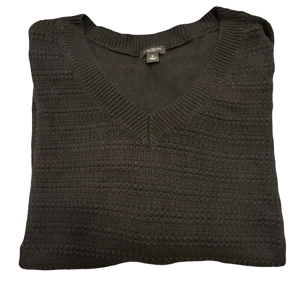 Ann Taylor Women’s XL Black V-Neck Sweater - Picture 4 of 6